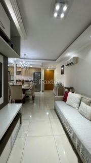 Image 11 - 1017671