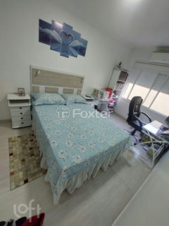 Image 9 - 1017673