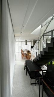 Image 7 - 1017675
