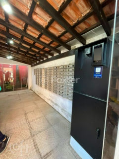 Image 33 - 1017683