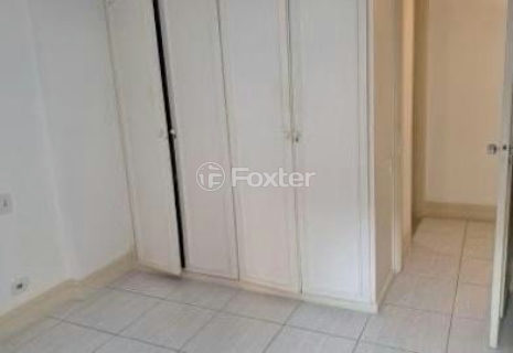 Image 4 - 1017684