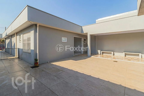 Image 29 - 1017715