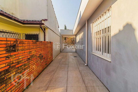Image 34 - 1017715