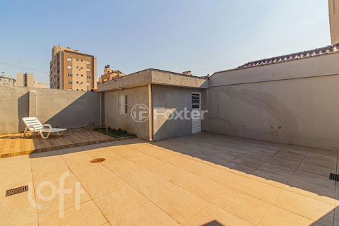 Image 32 - 1017715