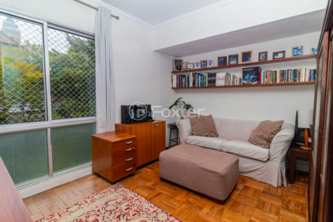 Image 12 - 1017720