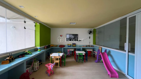 Image 38 - 1017732