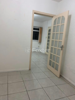 Image 10 - 1017744