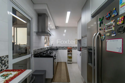 Image 25 - 1017745