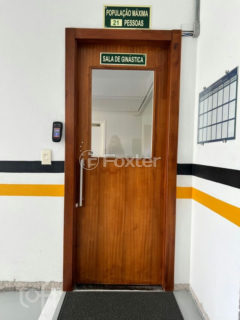 Image 47 - 1017748