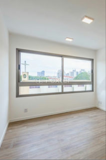 Image 3 - 1017750