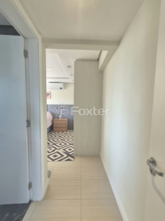 Image 6 - 1017755