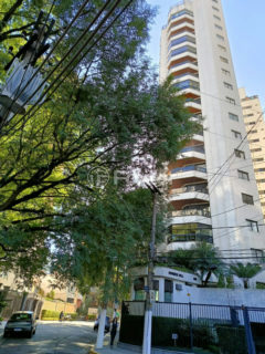 Image 26 - 1017757