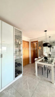 Image 2 - 1017760