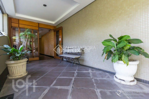 Image 39 - 1017765