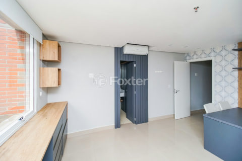 Image 4 - 1017766