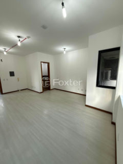 Image 2 - 1017769