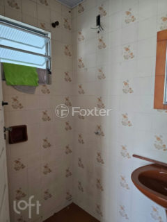 Image 7 - 1017796