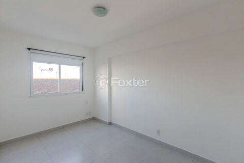 Image 8 - 1017811