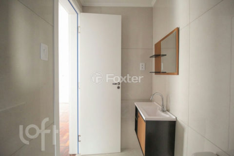 Image 29 - 1017815