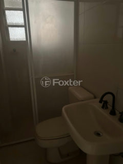 Image 9 - 1017884