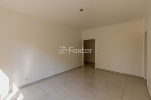 Image 3 - 1017884