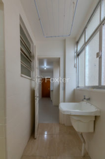 Image 34 - 1017884