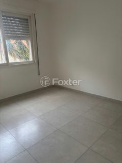 Image 8 - 1017884