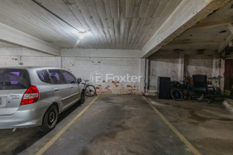 Image 35 - 1017884