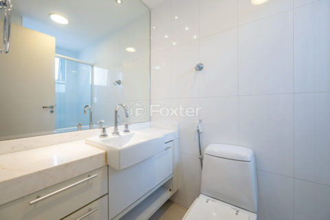 Image 23 - 1017891