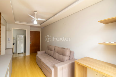 Image 4 - 1017903