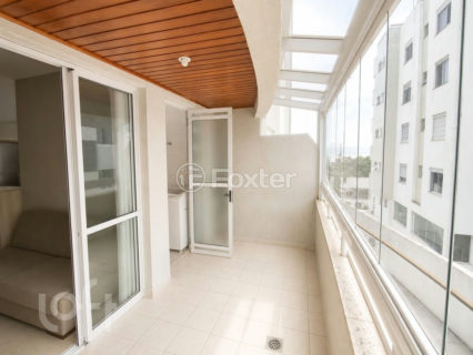 Image 8 - 1017911