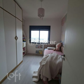 Image 21 - 1017920