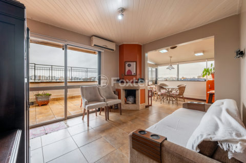 Image 19 - 1017923