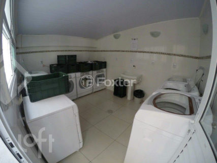 Image 10 - 1017926