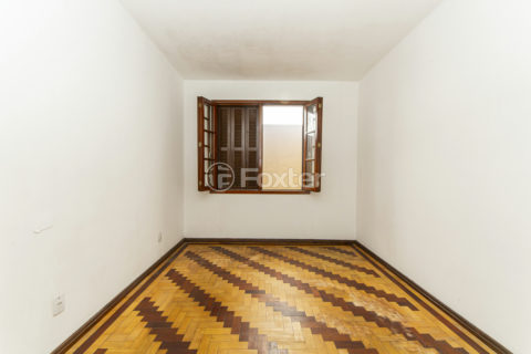 Image 22 - 1017937