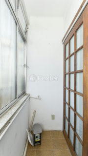 Image 33 - 1017937