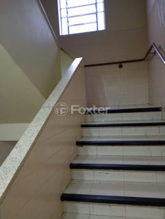 Image 8 - 1017937