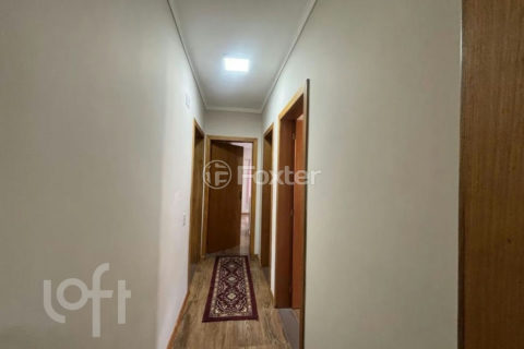 Image 11 - 1017940