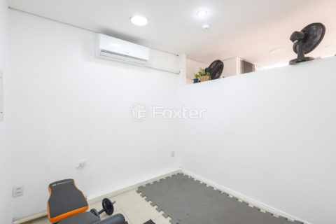 Image 6 - 1017941