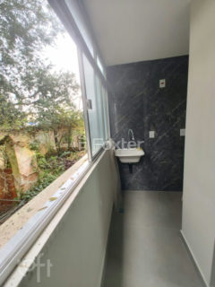 Image 4 - 1017963