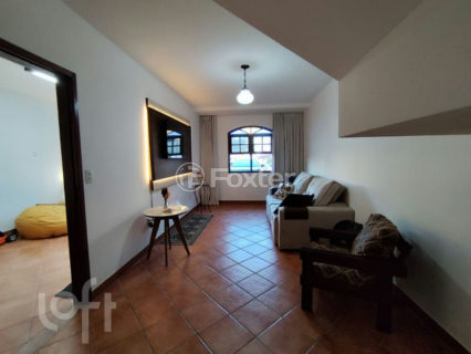 Image 4 - 1017965