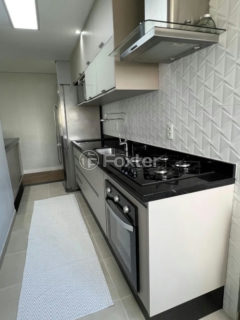 Image 5 - 1017966