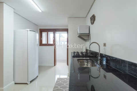 Image 9 - 1017982