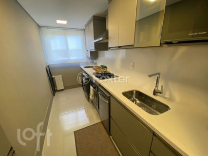Image 7 - 1018006