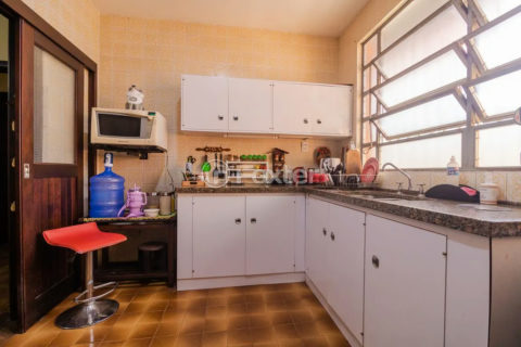 Image 21 - 1018009