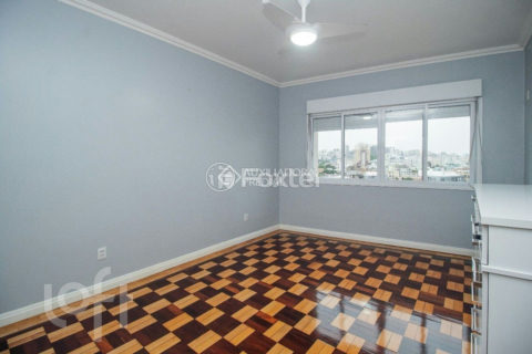 Image 32 - 1018011