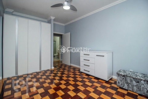 Image 35 - 1018011