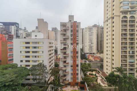 Image 15 - 1018075