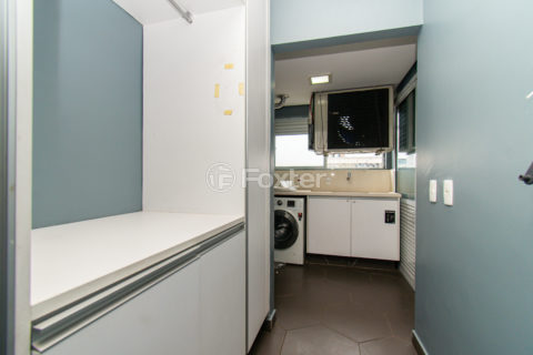 Image 34 - 1018079