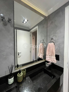 Image 38 - 1018113